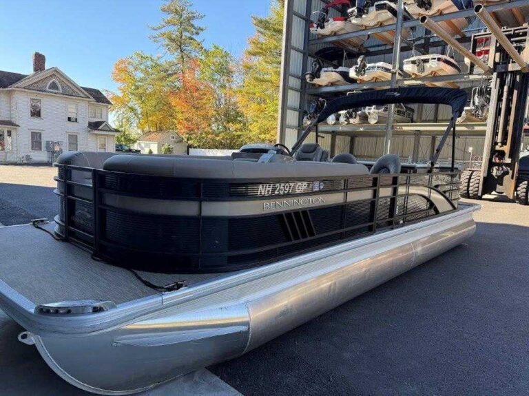 2021 Bennington 25LPD - ESP US-ETWL0178E121 [photo 1]